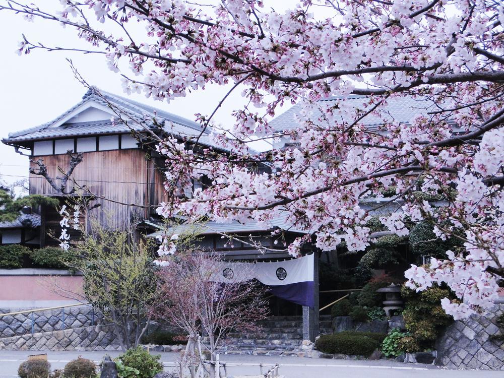 Hitomaru Kadan Hotel Акаши Екстериор снимка