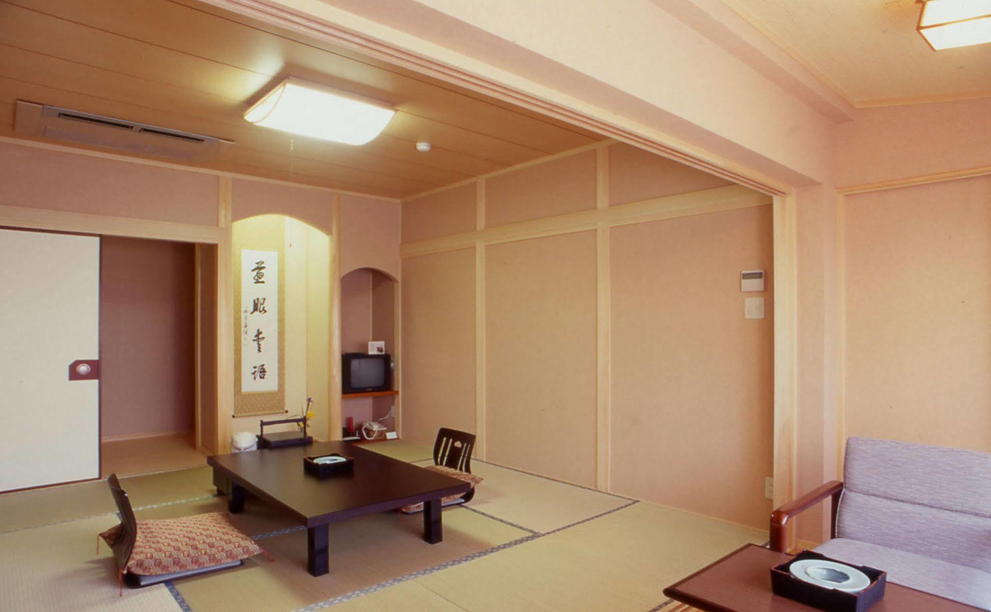 Hitomaru Kadan Hotel Акаши Екстериор снимка
